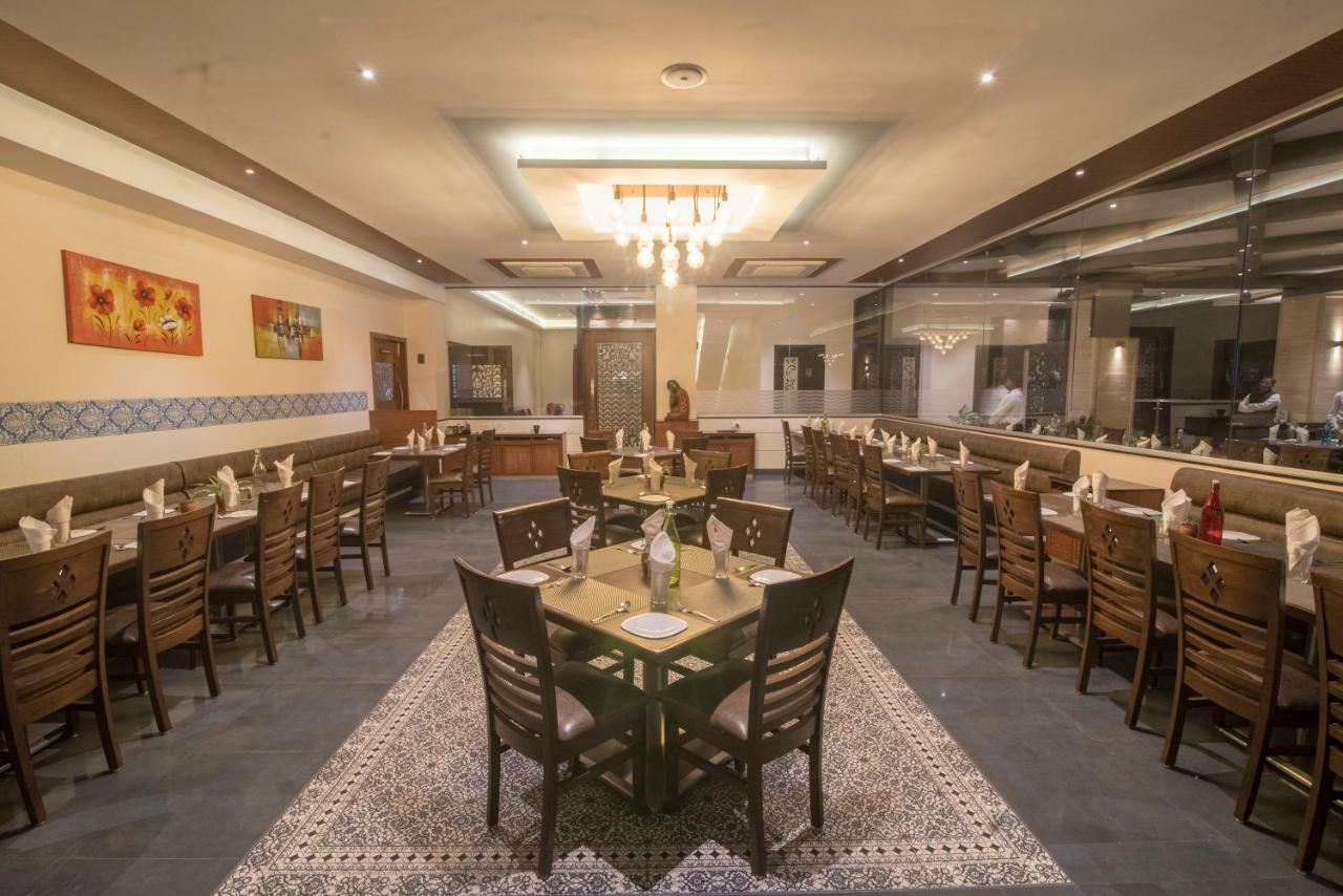 Ayodhya Hotel 3*